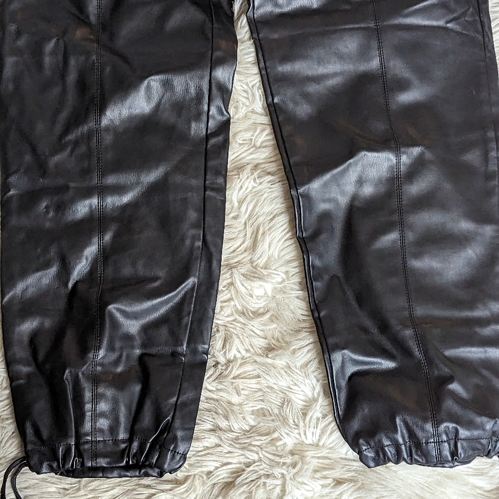 NWT Zara Faux Leather High Waisted Joggers - Picture 6 of 16